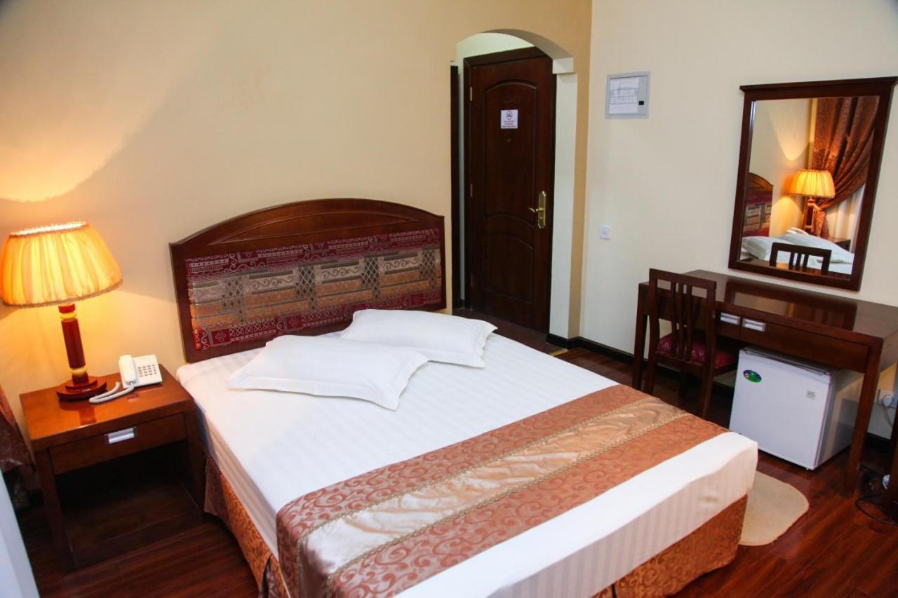 Hotel Kamelot Buchara Zewnętrze zdjęcie